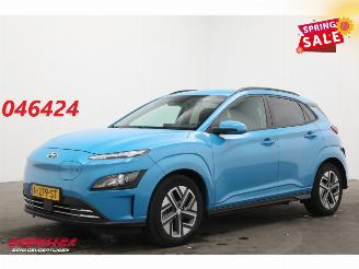 Vaurioauto  passenger cars Hyundai Kona EV Fashion 64 kWh LED ACC Apple/Android Navi Camera PDC 2021/12