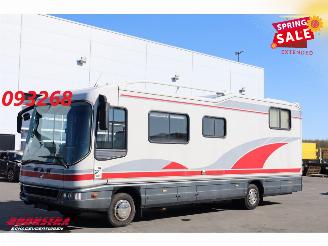skadebil camper   L 200 Clouliner Garage TV Douche Vaatwasser Leder AHK 1994/11
