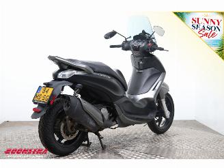 Piaggio  350 Beverly Sport ABS picture 3
