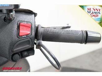 Piaggio  350 Beverly Sport ABS picture 20