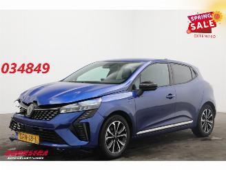 uszkodzony samochody osobowe Renault Clio 1.6 E-Tech Full Hybrid 145 techno LED Apple/Android Camera LRHZ SHZ 2024/7
