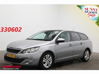 Unfallwagen Peugeot 308 SW 1.6 BlueHDI Executive Pack Pano Navi Clima Cruise Camera PDC AHK 2015/12