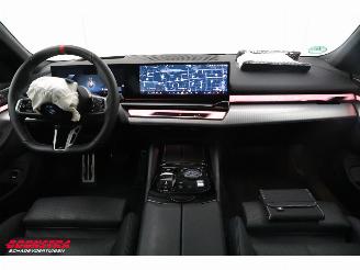 BMW i5 M60 xDrive 84 kWh Pano LED ACC B&W 360° Camera picture 18