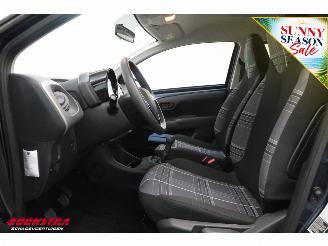 Peugeot 108 1.0 e-VTi Blue Lion Bluetooth Airco 16.397 km! picture 15