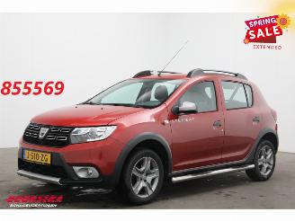 Damaged car Dacia Sandero 1.5 dCi S&S Stepway Navi Airco Cruise PDC AHK 2018/4