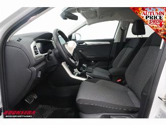Volkswagen T-Roc 1.5 TSI DSG Life Edition LED ACC Virtual Navi Clima SHZ PDC picture 22