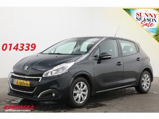 Avarii autoturisme Peugeot 208 1.2 PureTech Blue Lease Navi Airco Cruise 138.531 km! 2018/3