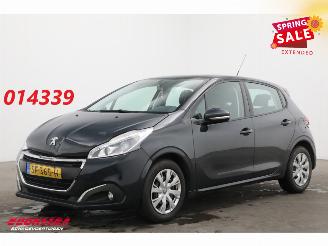Auto incidentate Peugeot 208 1.2 PureTech Blue Lease Navi Airco Cruise 138.531 km! 2018/3