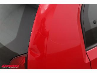 Volkswagen Up! 1.0 move up! 5-DRS BlueMotion Airco 158.229 km! picture 11