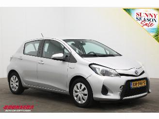 Toyota Yaris 1.5 Full Hybrid Aut. Aspiration Clima Cruise Camera picture 2