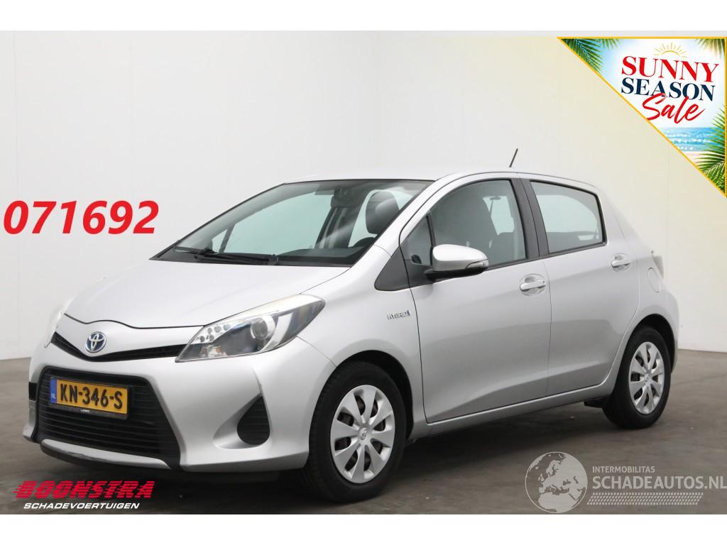 Toyota Yaris 1.5 Full Hybrid Aut. Aspiration Clima Cruise Camera