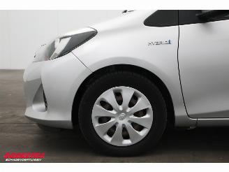 Toyota Yaris 1.5 Full Hybrid Aut. Aspiration Clima Cruise Camera picture 13