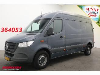 Vaurioauto  commercial vehicles Mercedes eSprinter Sprinter 312 L2-H2 47 kWh Airco Camera SHZ 2021/7