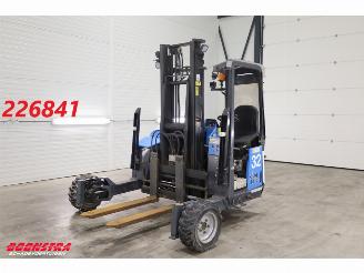 krockskadad bil machine   Kinglifter TKL-MC-3x34W Mitnahmestapler Kooiaap BY 2020 608 Uur 
