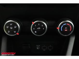 Renault Clio 1.0 TCe 90 Equilibre Navi Airco Cruise PDC picture 24