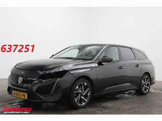 Voiture accidenté Peugeot 308 SW 1.2 PureTech Allure Pack Bus. Apple/Android Virtual Camera PDC 2024/1