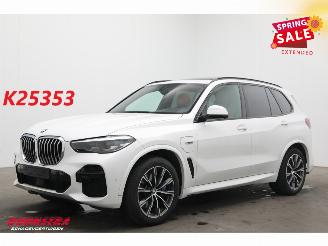 krockskadad bil auto BMW X5 xDrive45e M-Sport Pano LED ACC Lucht Memory Camera AHK 2022/2