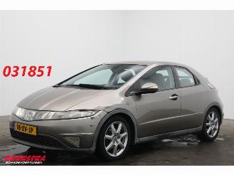 Honda Civic 1.8 Aut. Sport Leder Clima Cruise PDC AHK 140.110 km! picture 1