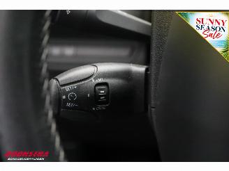 Peugeot 208 1.2 PureTech Aut. Première Pano Navi Clima Cruise Camera 29.828 km! picture 24