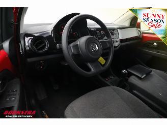 Volkswagen Up! 1.0 move up! BlueMotion 5-DRS Airco 132.646 km! picture 17