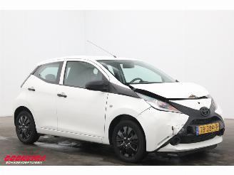 Toyota Aygo 1.0 VVT-i x-fun Bluetooth Airco Cruise picture 2