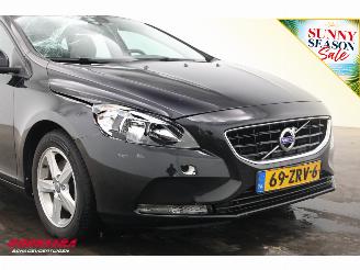 Volvo V-40 1.6 T3 Kinetic Pano Leder Navi Clima Cruise Camera PDC picture 5