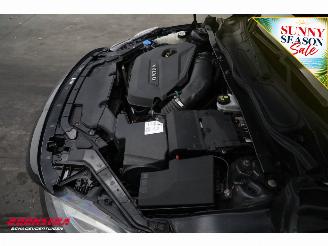 Volvo V-40 1.6 T3 Kinetic Pano Leder Navi Clima Cruise Camera PDC picture 12