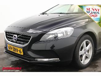 Volvo V-40 1.6 T3 Kinetic Pano Leder Navi Clima Cruise Camera PDC picture 13