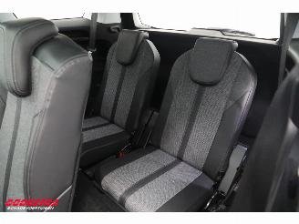 Peugeot 5008 1.2 PureTech Allure 7-Pers. Navi Clima Cruise Camera PDC AHK picture 10