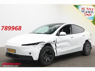 Unfallwagen Tesla Model Y Standard RWD 58 kWh Pano LED ACC Camera SHZ LRHZ 2025/12