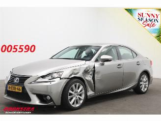 Auto incidentate Lexus IS 300h Business Line Pro Leder Navi Clima Cruise Camera SHZ PDC 2014/10