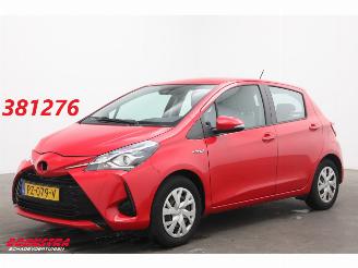 Schadeauto Toyota Yaris 1.5 Hybrid Comfort Clima Cruise Camera AHK 98.627 km! 2017/10