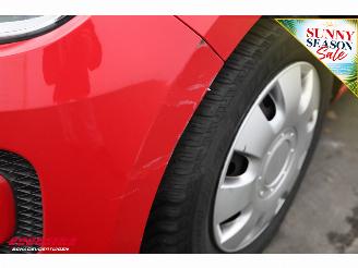 Volkswagen Up! 1.0 take up! BlueMotion 5-DRS Airco 95.798 km! picture 9
