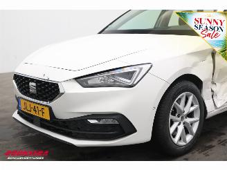 Seat Leon Sportstourer 2.0 TDI Aut. Style LED ACC Virtual Apple/Android Camera LRHZ SHZ picture 10
