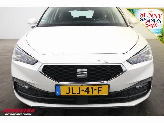 Seat Leon Sportstourer 2.0 TDI Aut. Style LED ACC Virtual Apple/Android Camera LRHZ SHZ picture 6