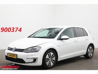 skadebil auto Volkswagen e-Golf LED ACC Navi Clima Camera SHZ 2014/5