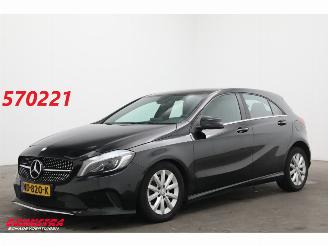 Auto incidentate Mercedes A-klasse 180 7G-Tronic LED Navi Airco Cruise Camera PDC 2017/1
