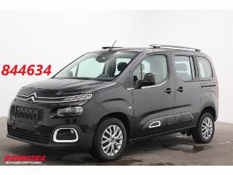 occasion passenger cars Citroën Berlingo 1.2 PureTech Feel Rolstoelinrichting Navi Airco Cruise PDC 3.233 km! 2019/8