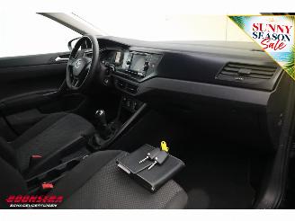 Volkswagen Polo 1.0 MPI Comfortline Airco Bluetooth Cruise picture 12