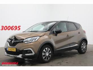 Damaged car Renault Captur 1.2 TCe Intens LED Navi Clima Cruise Camera PDC 89.021 km! 2018/6