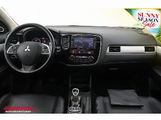 Mitsubishi Outlander 2.0 PHEV Instyle+ 4X4 ACC Schuifdak Leder Camera SHZ 183.069 km! picture 11
