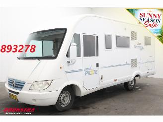 voitures  camping cars Pilote  Reference 316 CDI Solar Hefbed Garage Oven Douche Cruise 126.867 km! 2006/10