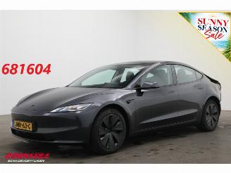 škoda osobní automobily Tesla Model 3 RWD 60 kWh Fahrbereit Pano LED ACC Leder Camera SHZ 2025/12
