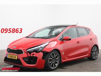 Schadeauto Kia Cee d 1.6 GT 204 PK Pano Cruise Camera LRHZ SHZ 163.663 km! 2013/9