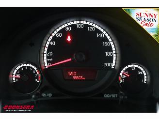 Volkswagen Up! 1.0 move up! BlueMotion 5-DRS 98.606 km! picture 14