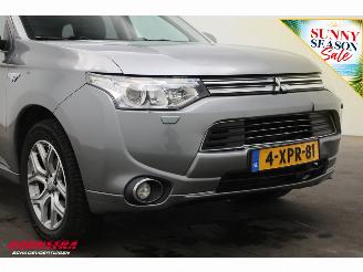 Mitsubishi Outlander 2.0 PHEV 4WD Executive Edition Navi Clima Cruise Camera AHK picture 5