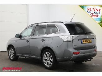 Mitsubishi Outlander 2.0 PHEV 4WD Executive Edition Navi Clima Cruise Camera AHK picture 4