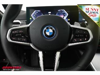 BMW 3-serie 330e M-Sport Cruise Navi Leder Schuifdak Camera Apple/Android SHZ AHK PDC picture 20