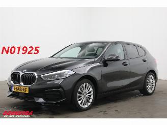Schadeauto BMW 1-serie 118i Aut. Sport Line Navi Camera Virtual SHZ LrHZ PDC 85.887 km! 2023/8