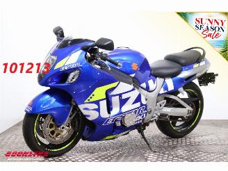 dañado motos Suzuki  GSX 1300R Hayabusa Micron Exhaust 35.976 km! 2000/6